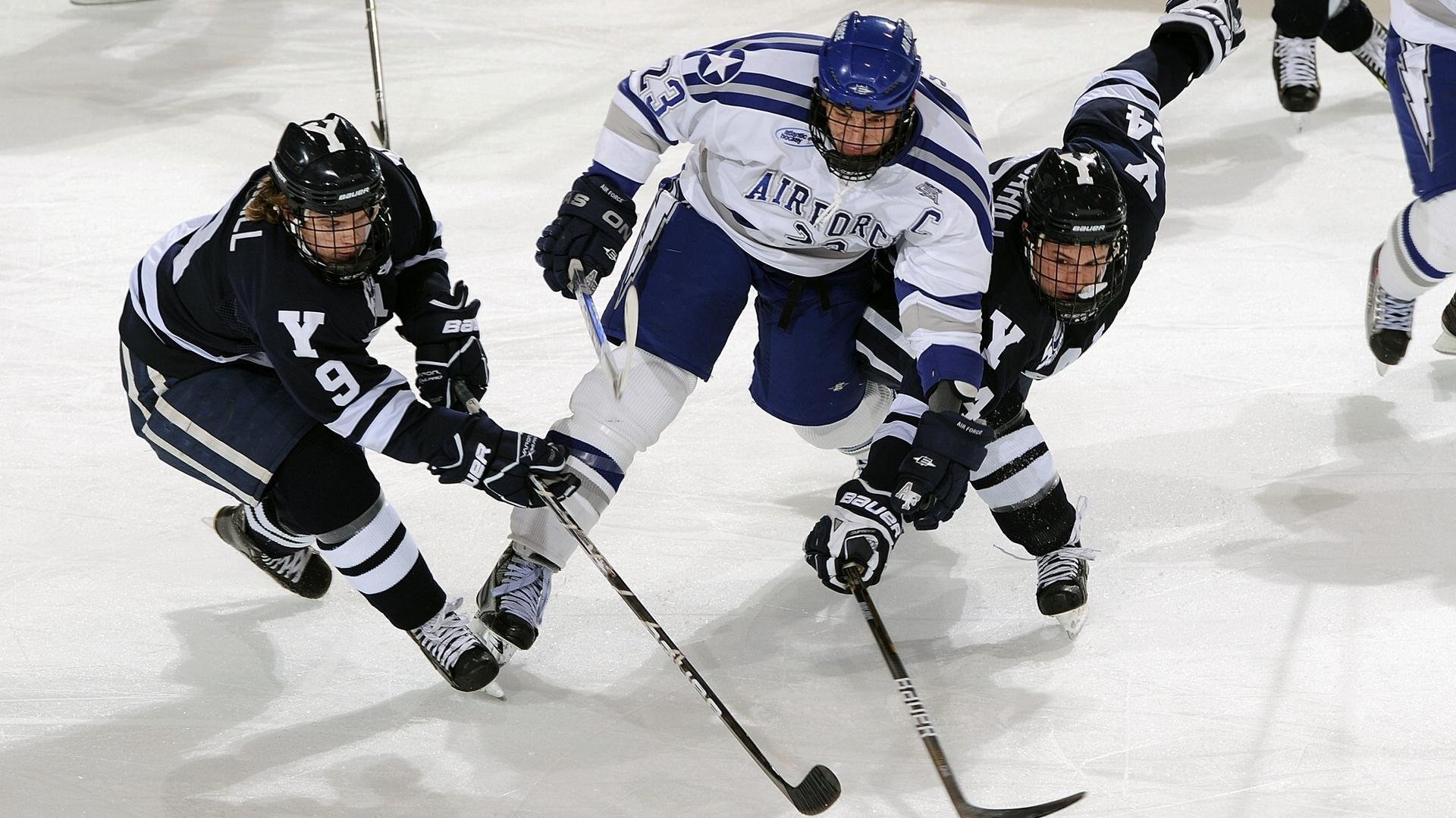 勇士队稳步前行，目标三连冠，勇士队的